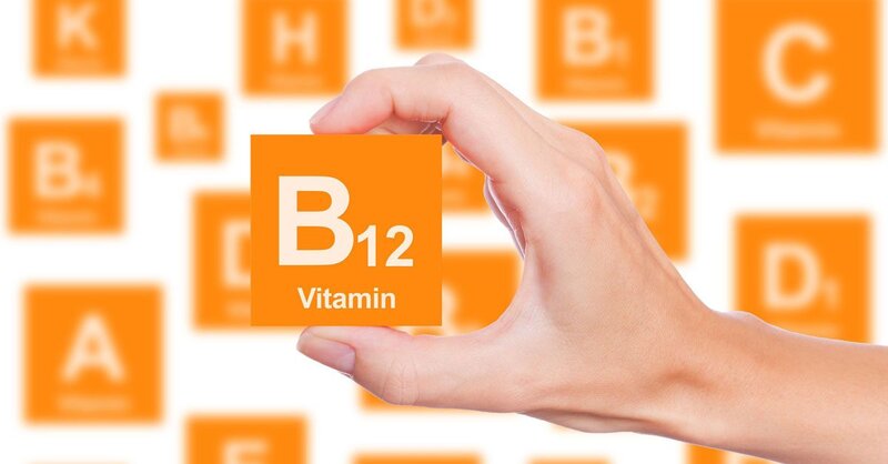 Vitamin B12, còn được gọi là Cyanocobalamin, là một dạng vitamin B có trong thực phẩm