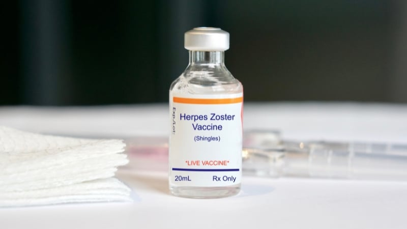 Tiêm vaccine phòng bệnh là cách ngừa bệnh zona hiệu quả