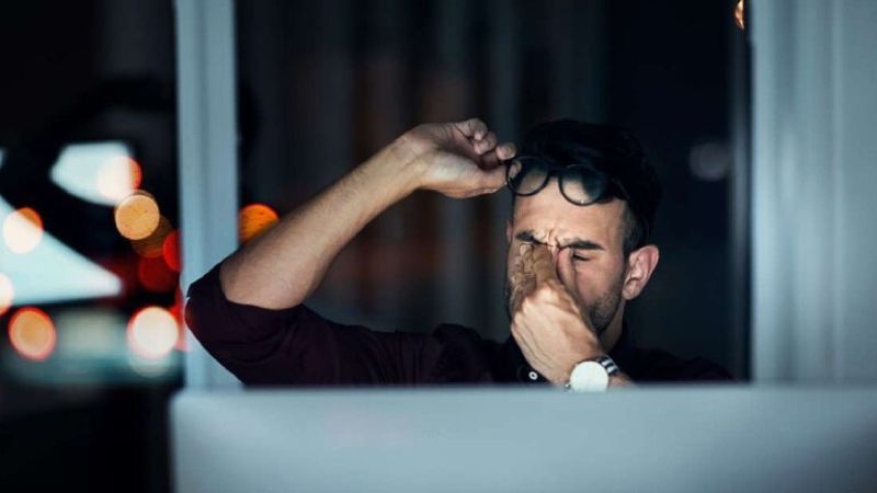 Mất ngủ do stress là tình trạng khó ngủ hoặc không ngủ sâu, thường xuất hiện khi cơ thể và tâm trí chịu áp lực