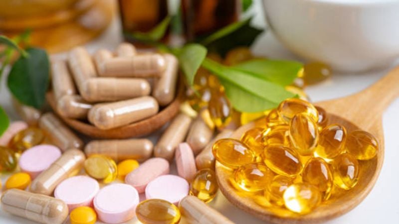 Các viên uống vitamin E được bào chế dưới dạng dung dịch, viên nén, viên nang mềm