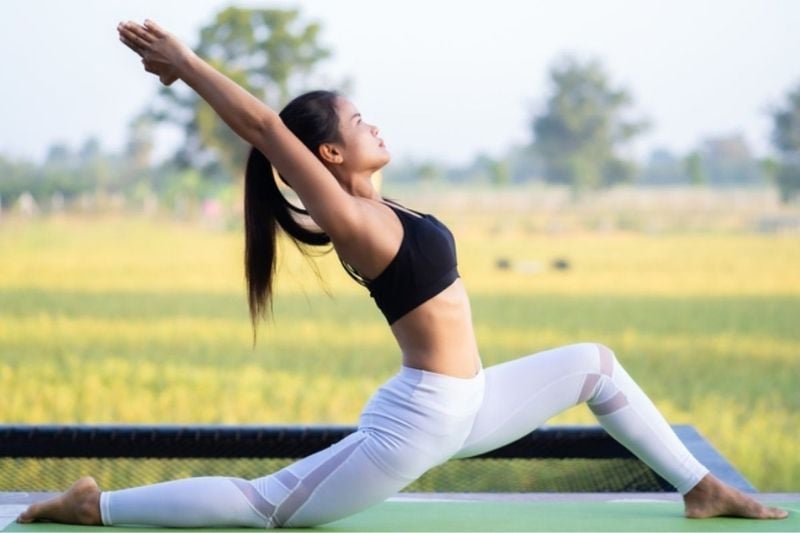 Tập yoga hằng ngày giúp phụ nữ kiểm soát triệu chứng tiền mãn kinh tốt hơn