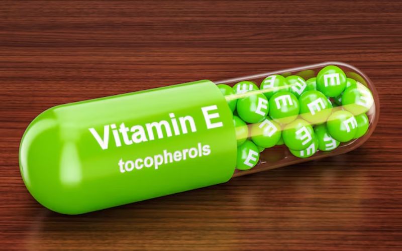 Tocopherol là dạng vitamin E có hoạt sinh học mạnh hơn